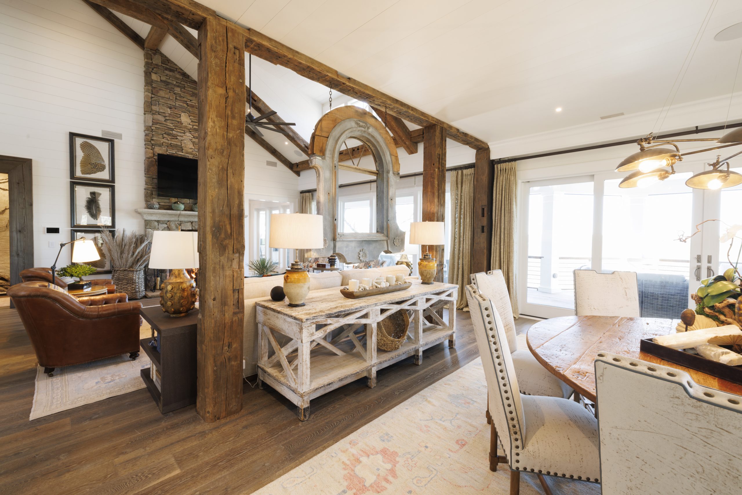transitional coastal living room interior design from Georgetown interior designers